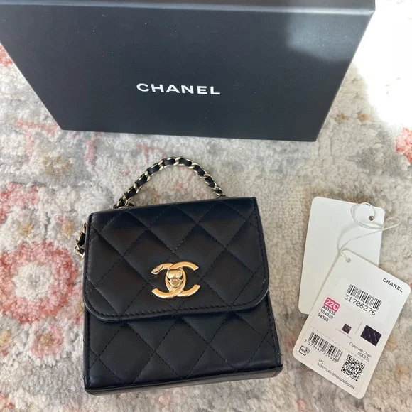 Chanel trendy cc mini black flap gold hardware - Picture 14 of 17